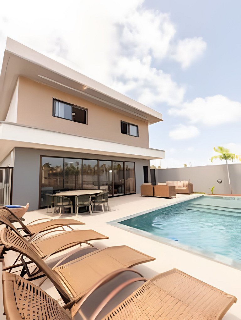 6 suíte com piscina privativa em condomínio