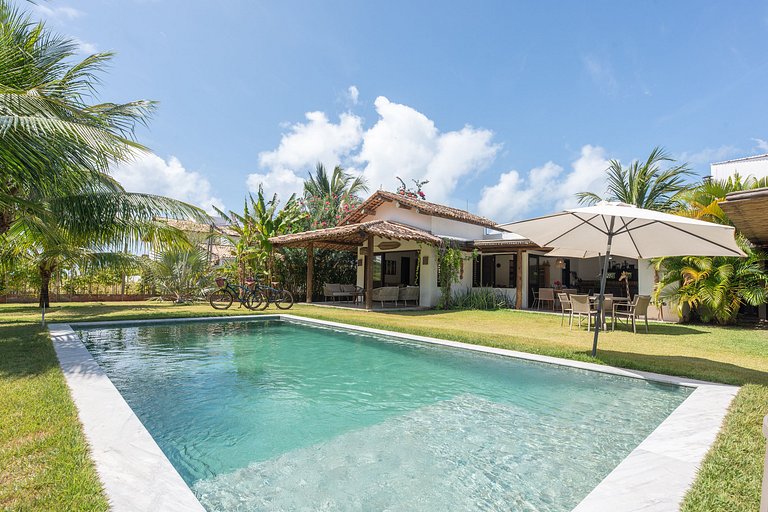 Casa sofisticada à 30m da praia c/serviço - Casa 1