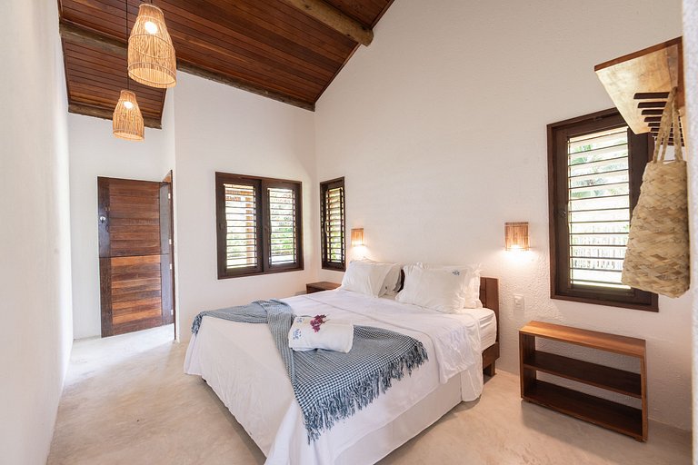 Casas duplicadas à 50 m da praia- 06 suítes
