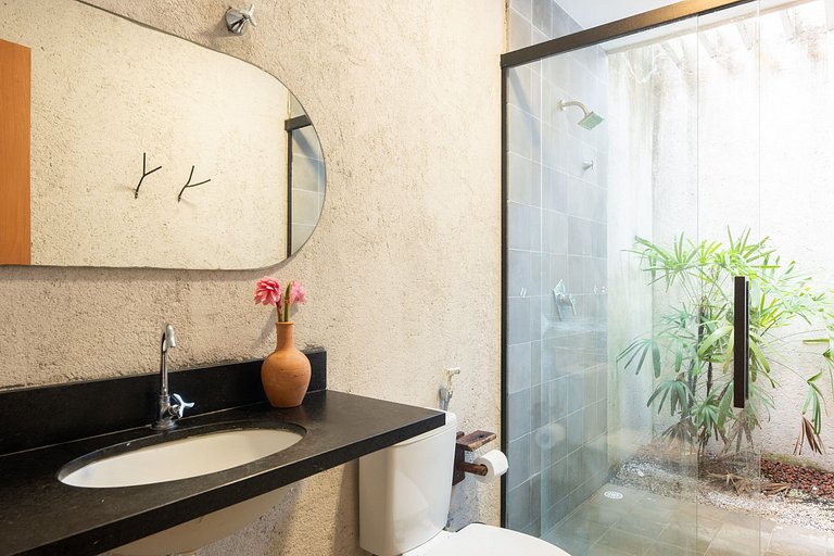 4 Suítes a 200m da Praia do Marceneiro