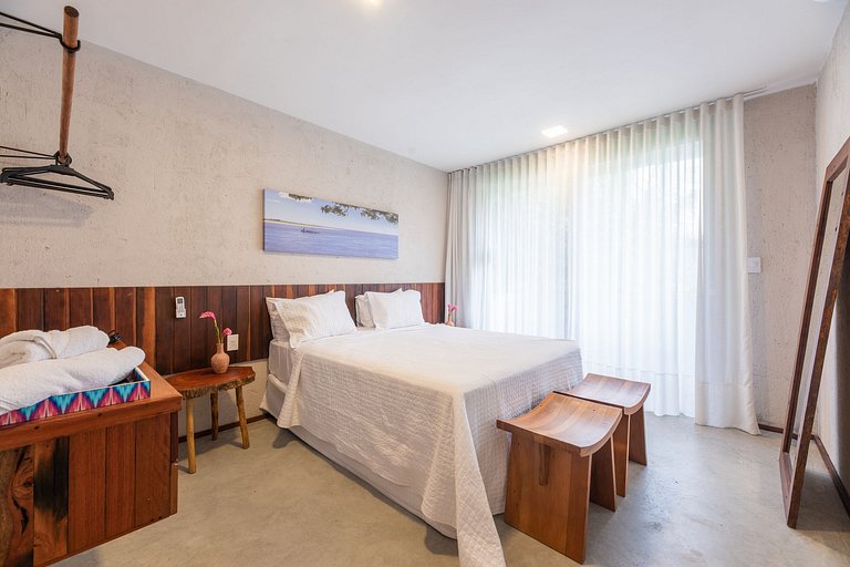 4 Suítes a 200m da Praia do Marceneiro