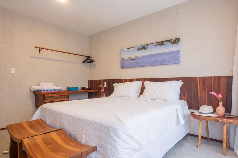 4 Suítes a 200m da Praia do Marceneiro