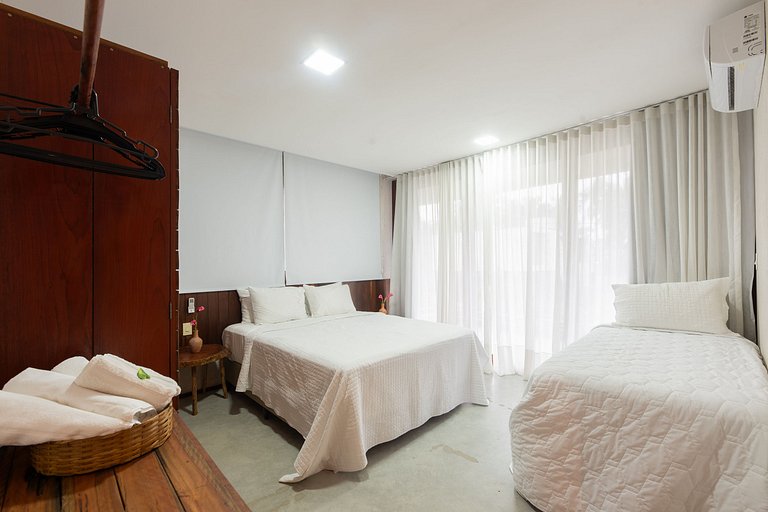 4 Suítes a 200m da Praia do Marceneiro