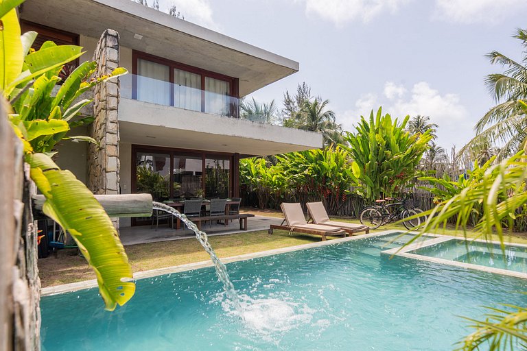 4 Suítes a 200m da Praia do Marceneiro