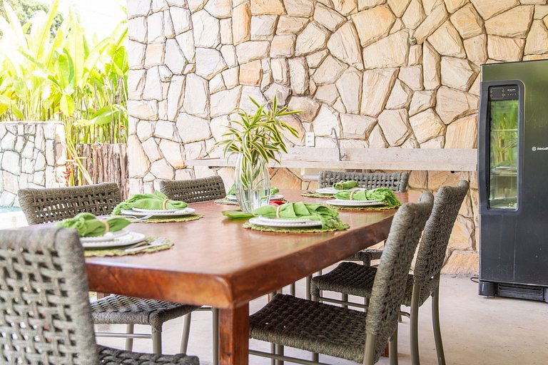 4 Suítes a 200m da Praia do Marceneiro