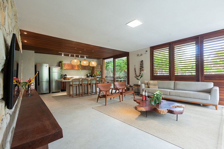 4 Suítes a 200m da Praia do Marceneiro