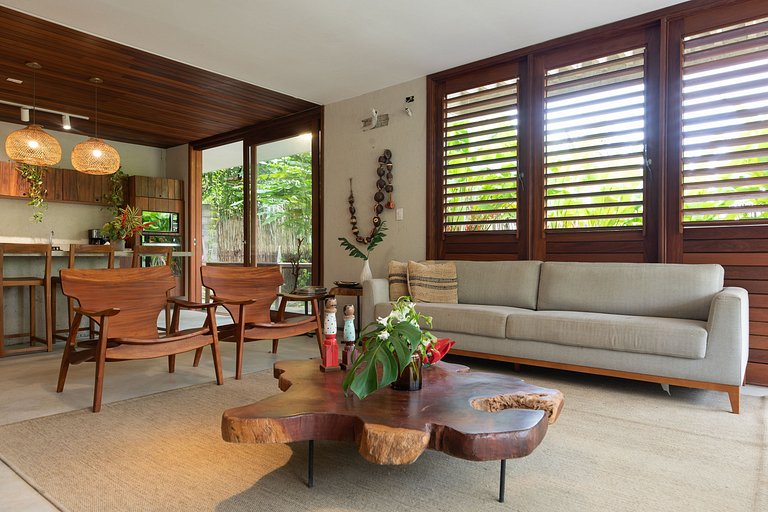 4 Suítes a 200m da Praia do Marceneiro