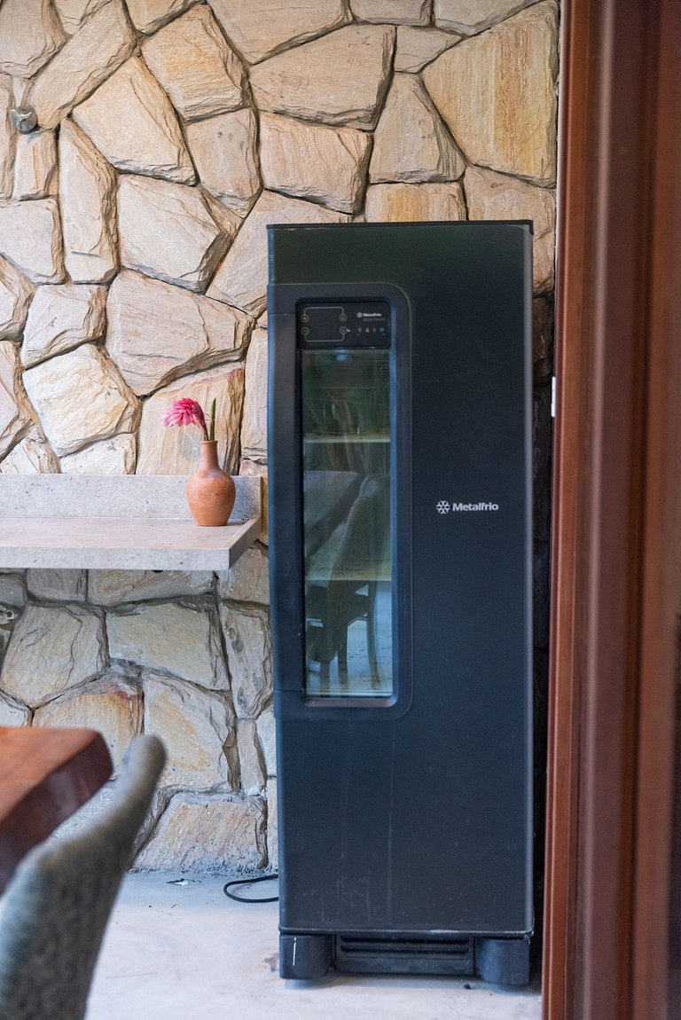 4 Suítes a 200m da Praia do Marceneiro