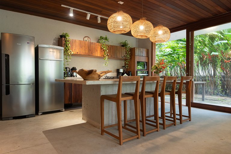 4 Suítes a 200m da Praia do Marceneiro