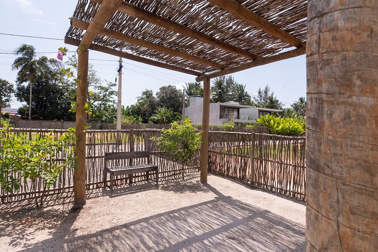 4 Suítes a 200m da Praia do Marceneiro