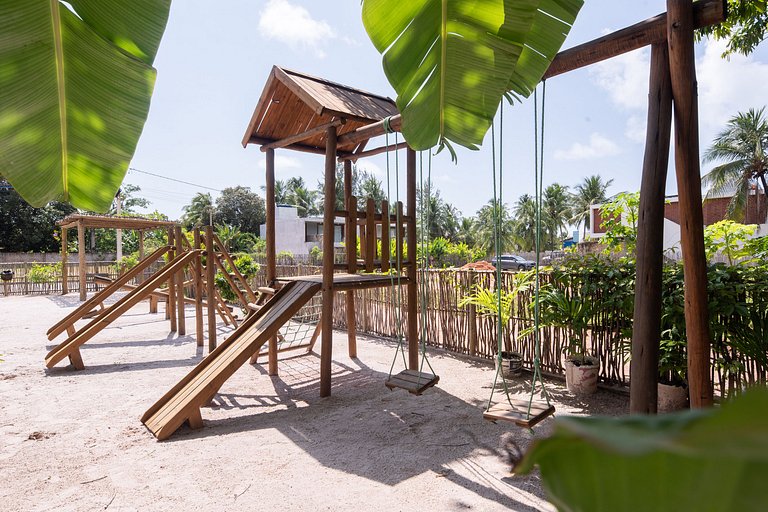 4 Suítes a 200m da Praia do Marceneiro