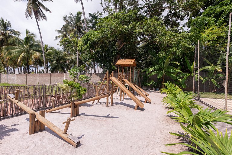 4 Suítes a 200m da Praia do Marceneiro