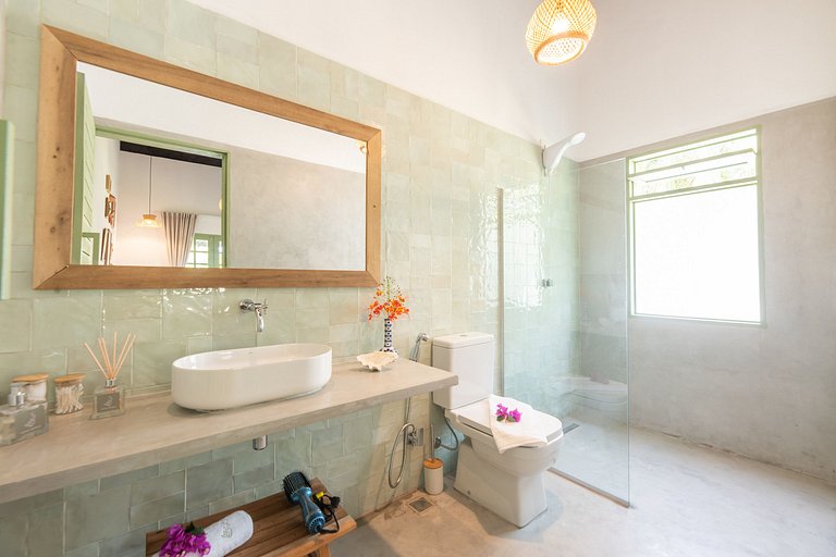 2 suítes c/ piscina privativa