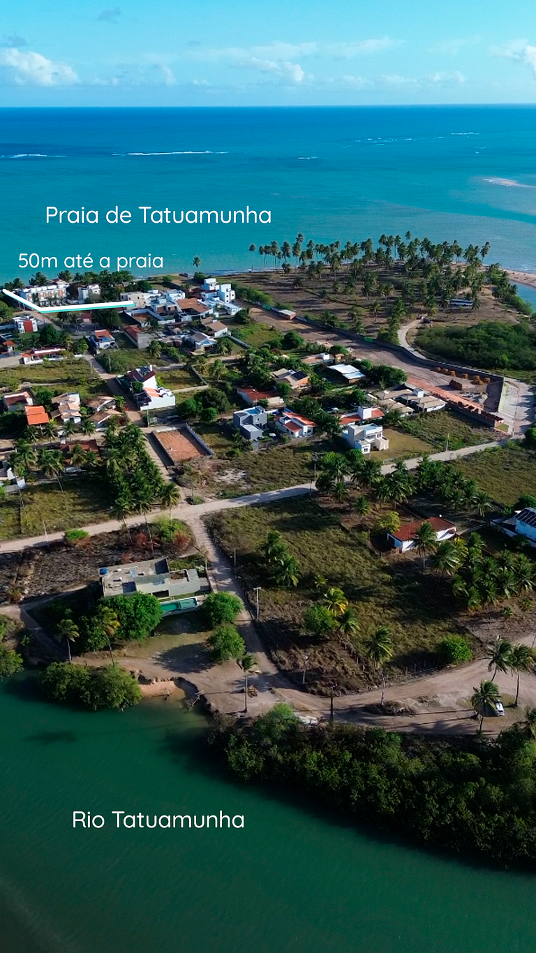 4 suítes a 50m da praia c/ piscina - Flamboyant 01