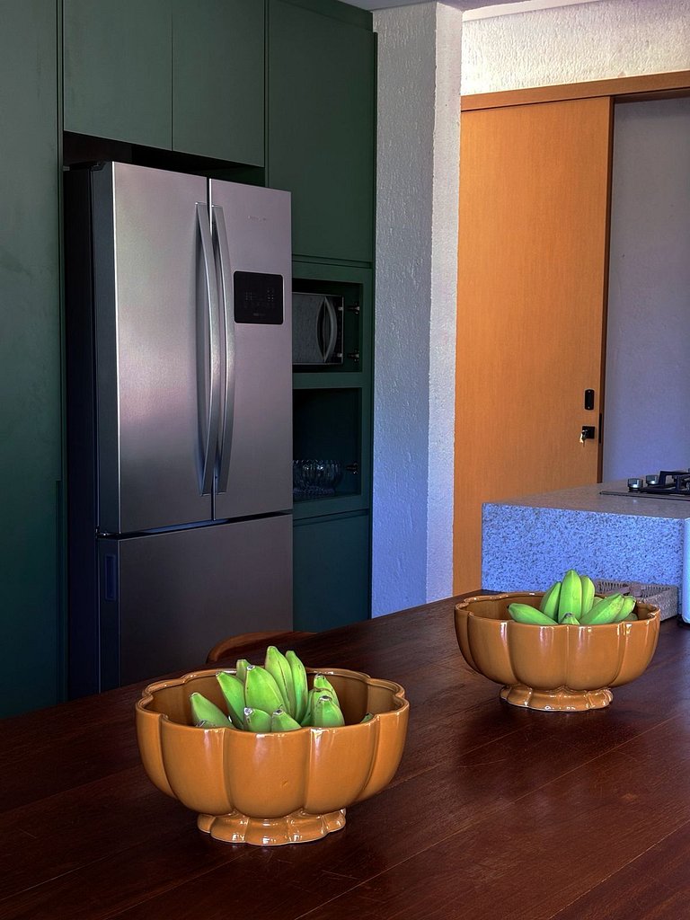 3 Suítes • Rooftop Vista Mar • 50m da Praia