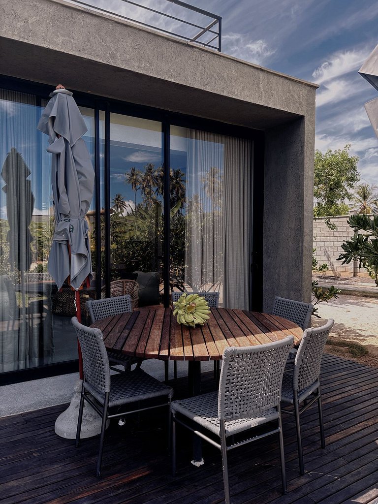 3 Suítes • Rooftop Vista Mar • 50m da Praia